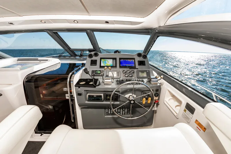 Slide: The Image of Tiara 52 Express 2002 - 19