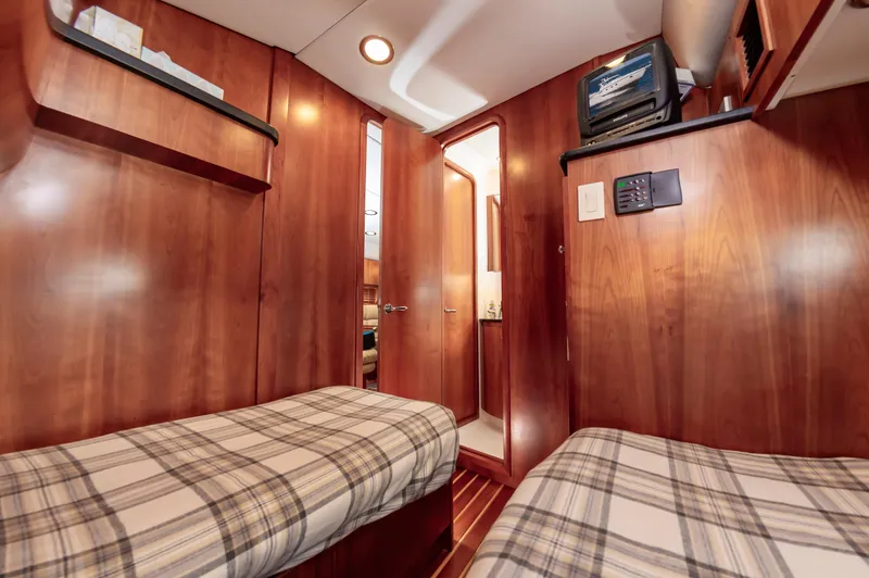 Slide: The Image of Tiara 52 Express 2002 - 33