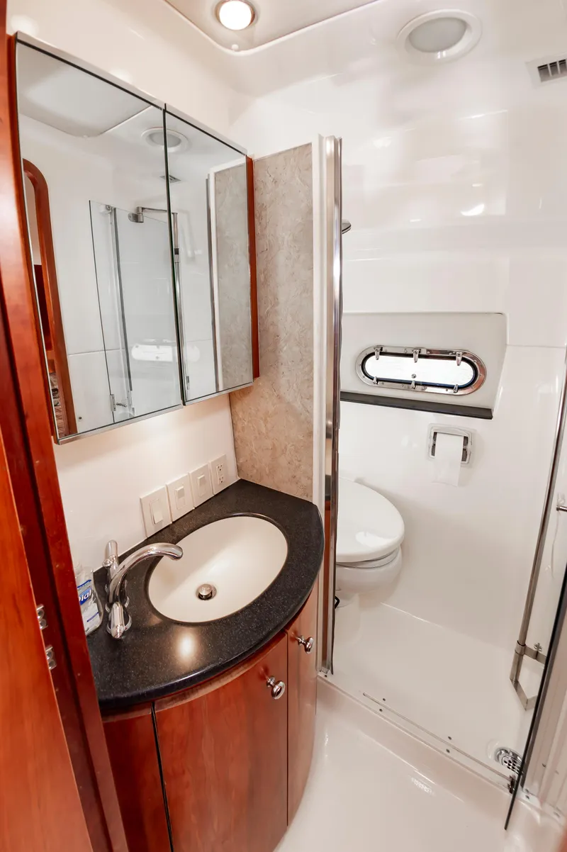 Slide: The Image of Tiara 52 Express 2002 - 35