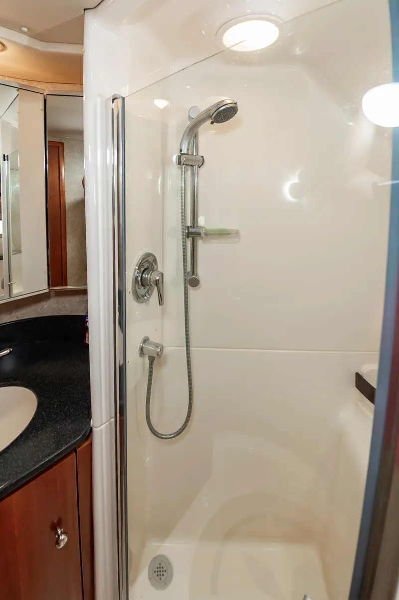 Slide: The Image of Tiara 52 Express 2002 - 46