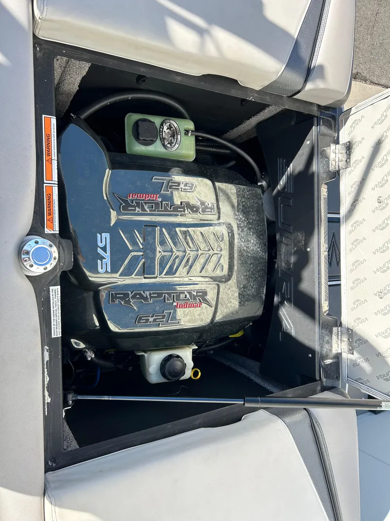 Slide: The Image of 2015 Supra SC400-550 engine compartment with Raptor 6.2L motor. - 13