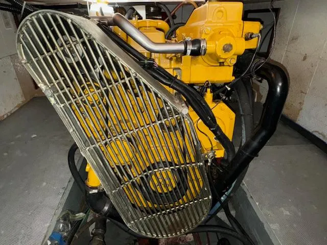 Slide: The Image of DeFever 41 Trawler 1983 - 73