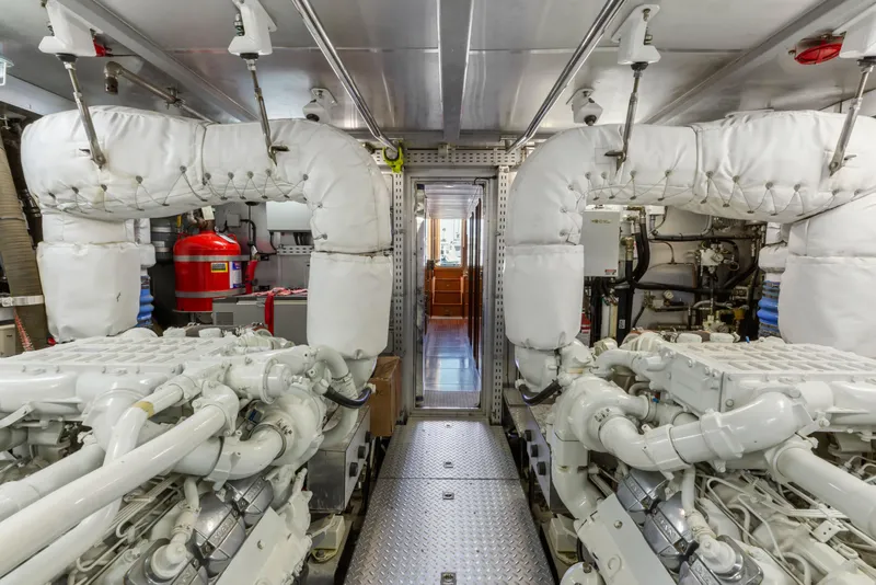 Slide: The Image of Horizon Custom Yacht 2005 - 62