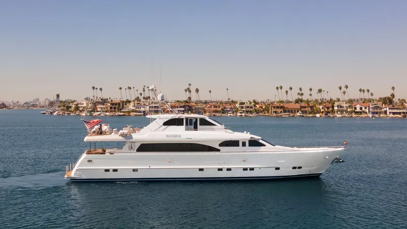 Slide: The Image of Horizon Custom Yacht 2005 - 68