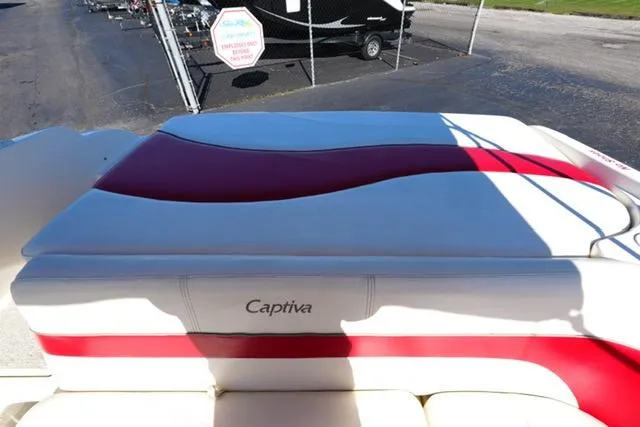 Slide: The Image of Rinker 212 Captiva 2002 - 18