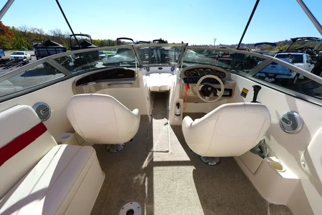 Slide: The Image of Rinker 212 Captiva 2002 - 5