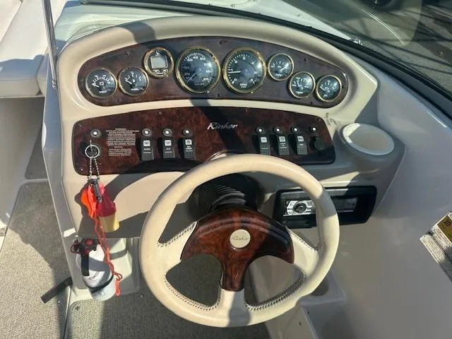 Slide: The Image of Rinker 212 Captiva 2002 - 7