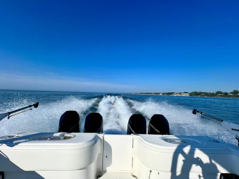 Slide: The Image of Sea Hunter 41 CTS 2020 - 28