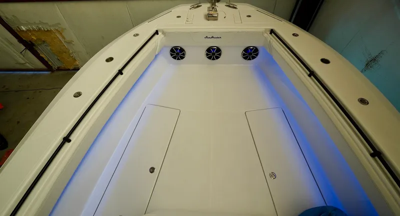 Slide: The Image of Sea Hunter 41 CTS 2020 - 29