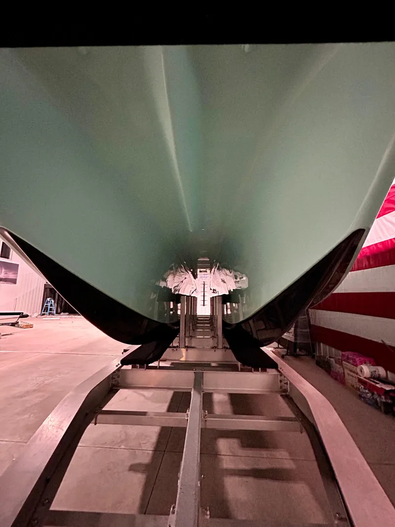 Slide: The Image of Sea Hunter 41 CTS 2020 - 38