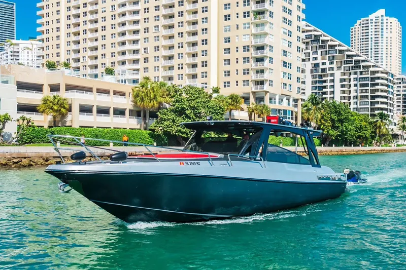 Slide: The Image of Tempest 42 SPORT YACHT 1990 - 2