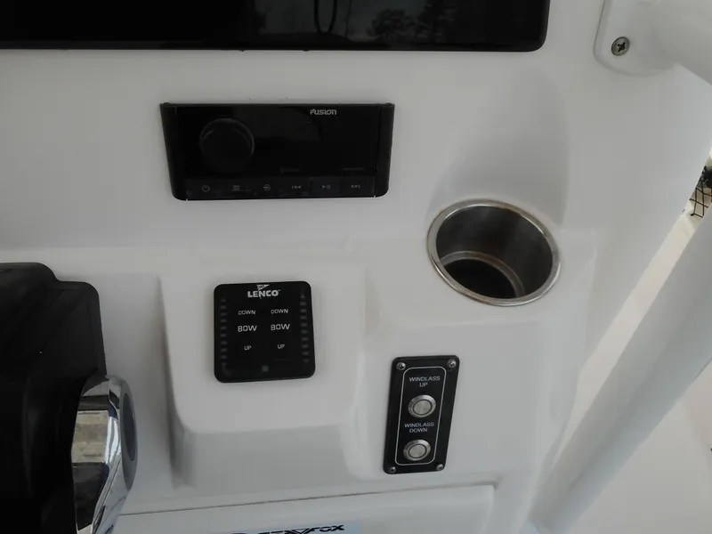 Slide: The Image of Stereo, Windlass controls, Trim Tab Indicator - 8