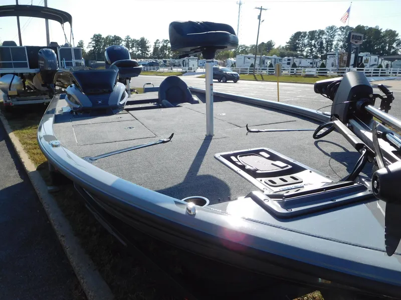 Slide: The Image of 2025 Vexus AVX 1980 fishing boat with spacious deck and seating. - 10