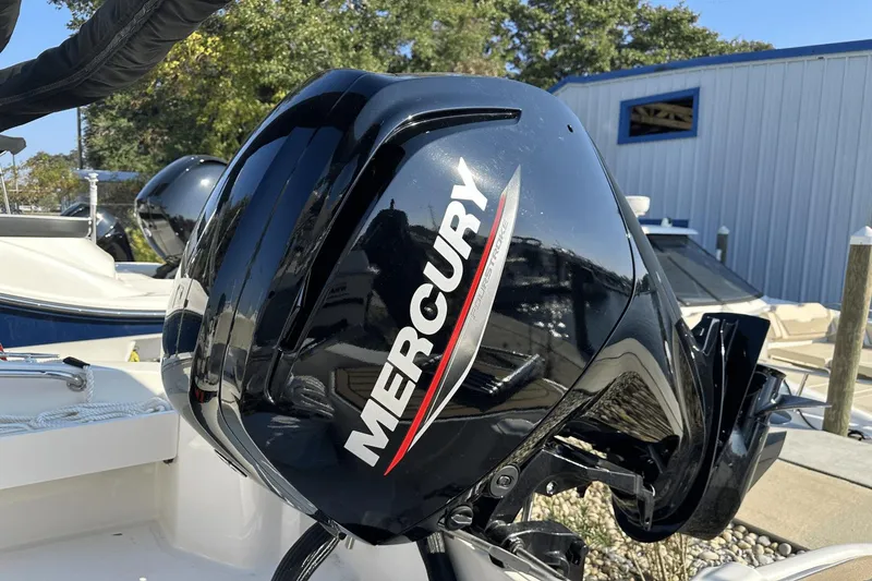 Slide: The Image of Boston Whaler 160 Super Sport 2024 - 14