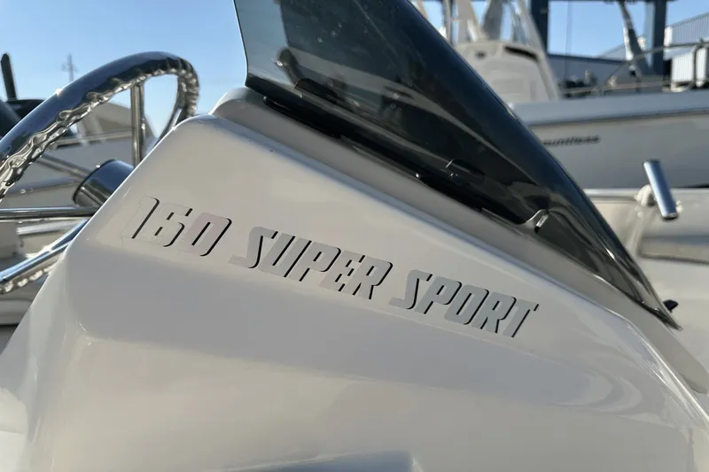 Slide: The Image of Boston Whaler 160 Super Sport 2024 - 19