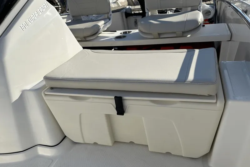 Slide: The Image of Boston Whaler 160 Super Sport 2024 - 25