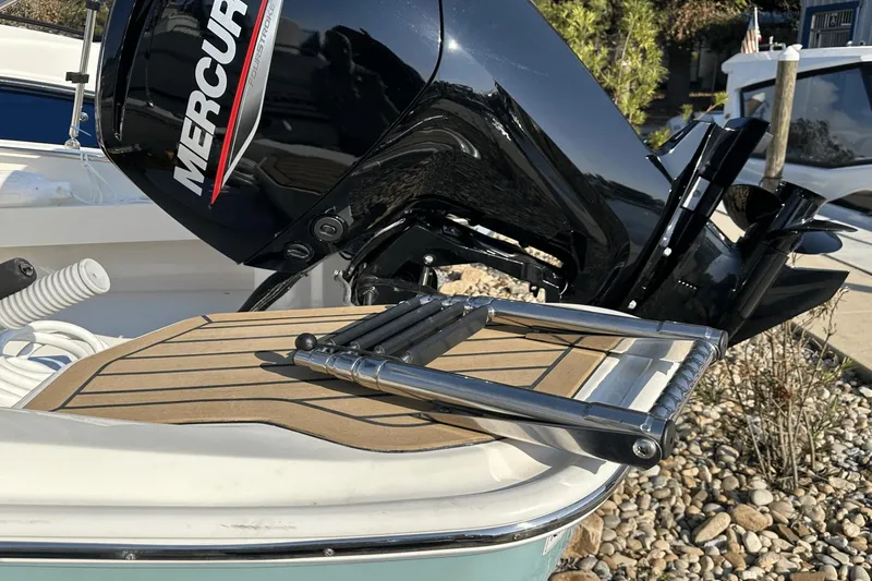 Slide: The Image of Boston Whaler 160 Super Sport 2024 - 7