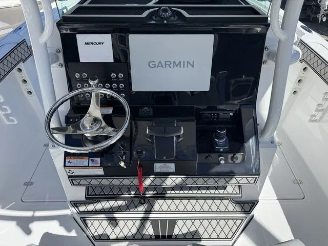 Slide: The Image of Wellcraft 302 Fisherman 2025 - 14