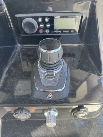 Slide: The Image of Wellcraft 302 Fisherman 2025 - 16