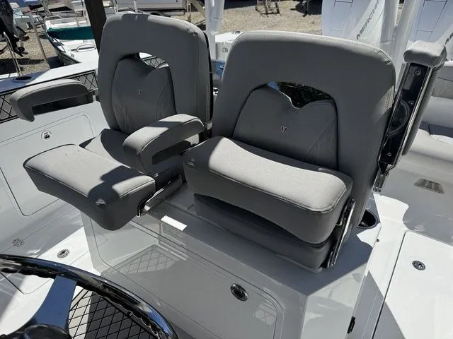 Slide: The Image of Wellcraft 302 Fisherman 2025 - 32