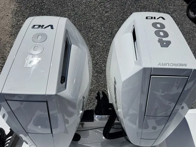 Slide: The Image of Wellcraft 302 Fisherman 2025 - 4