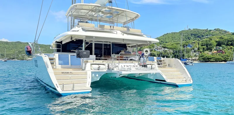 Slide: The Image of Lagoon 620 2013 - 1