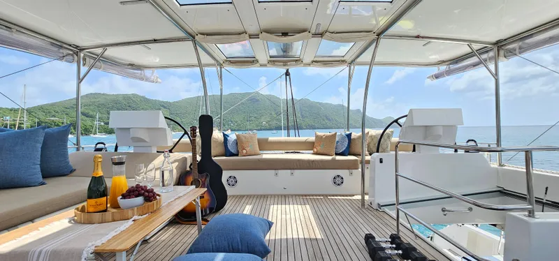 Slide: The Image of Lagoon 620 2013 - 13