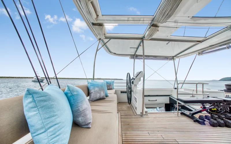 Slide: The Image of Lagoon 620 2013 - 14