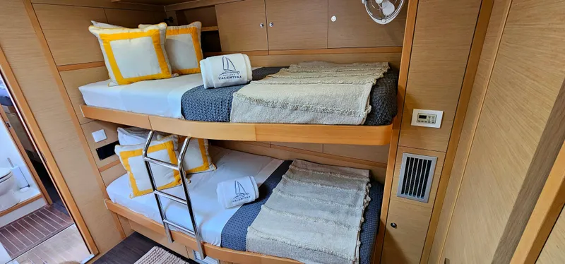 Slide: The Image of Lagoon 620 2013 - 47