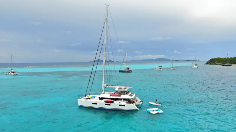 Slide: The Image of Lagoon 620 2013 - 5