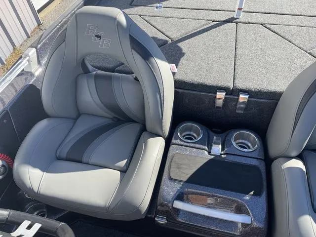 Slide: The Image of Bass Cat Cougar FTD SP 2025 - 19