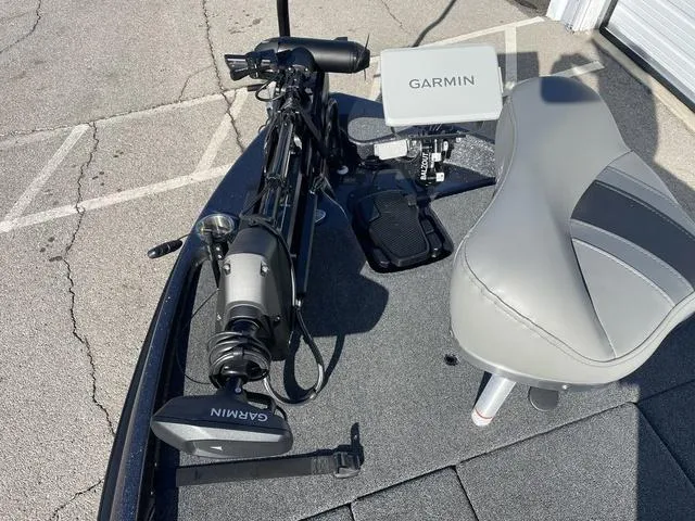 Slide: The Image of Bass Cat Cougar FTD SP 2025 - 9