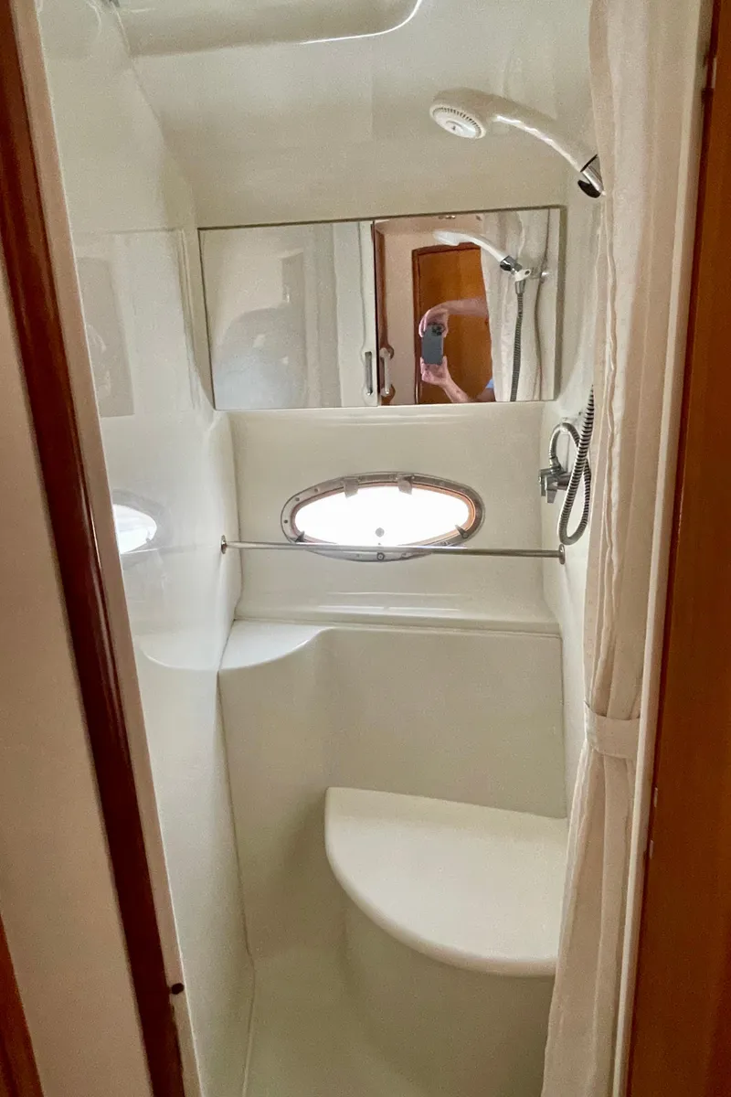 Slide: The Image of Guest Shower - 21