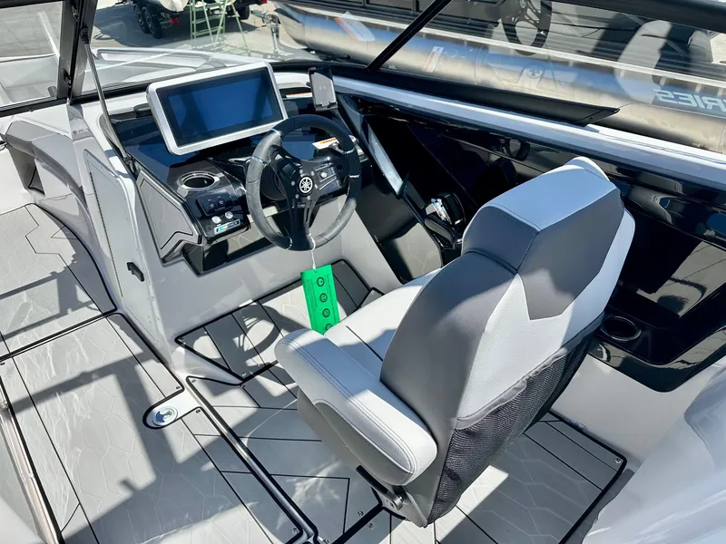 Slide: The Image of Yamaha 252XE 2025 - 12