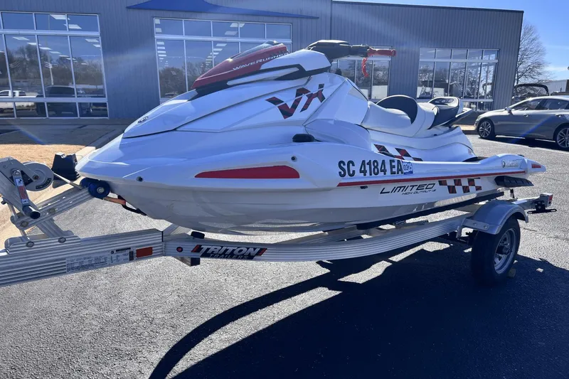 Slide: The Image of Yamaha VX CRUISER HO 2022 - 1