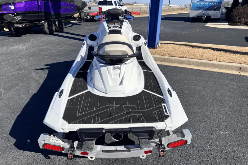 Slide: The Image of Yamaha VX CRUISER HO 2022 - 3