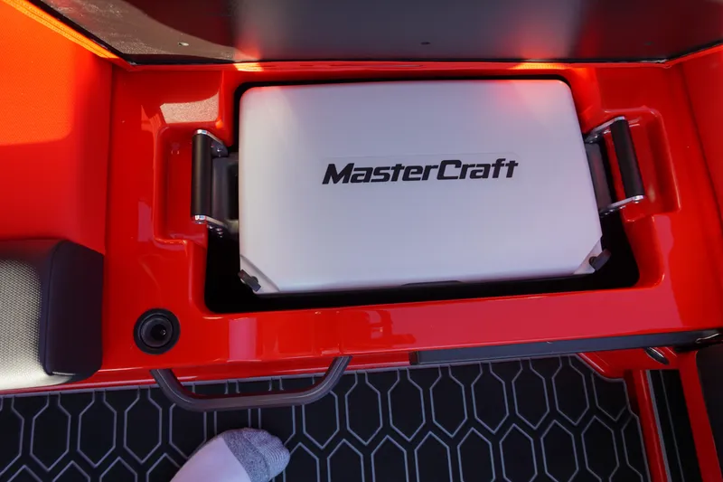 Slide: The Image of MasterCraft NXT23 - ICON PACKAGE - 3K Rebate Eligible 2025 - 16