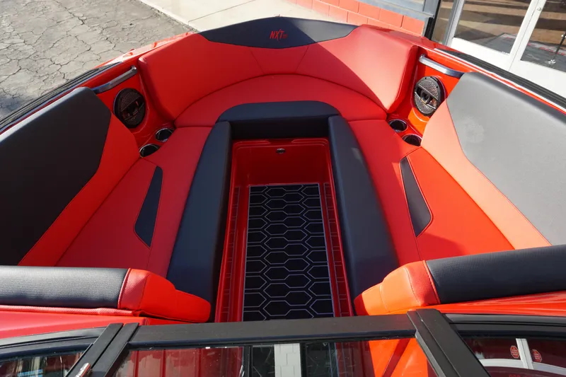 Slide: The Image of MasterCraft NXT23 - ICON PACKAGE - 3K Rebate Eligible 2025 - 7