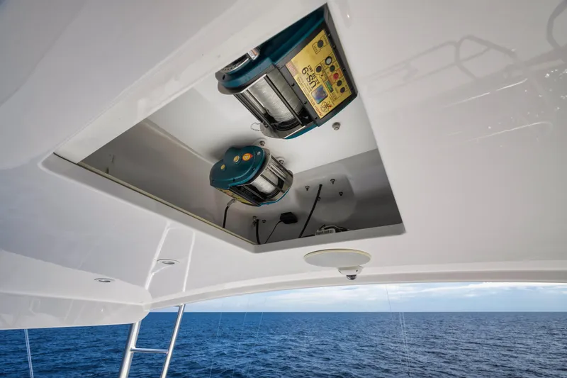 Slide: The Image of Ceiling view of 2016 Merritt 86' Enclosed Flybridge yacht with ocean backdrop. - 23