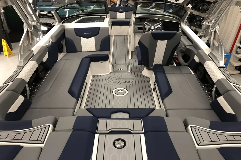 Slide: The Image of MasterCraft XT22 2025 - 13