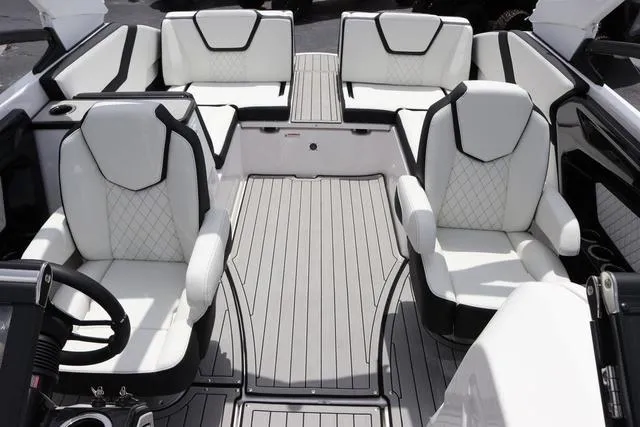 Slide: The Image of Yamaha 252S-WHITE-GALVANIZED 2025 - 23