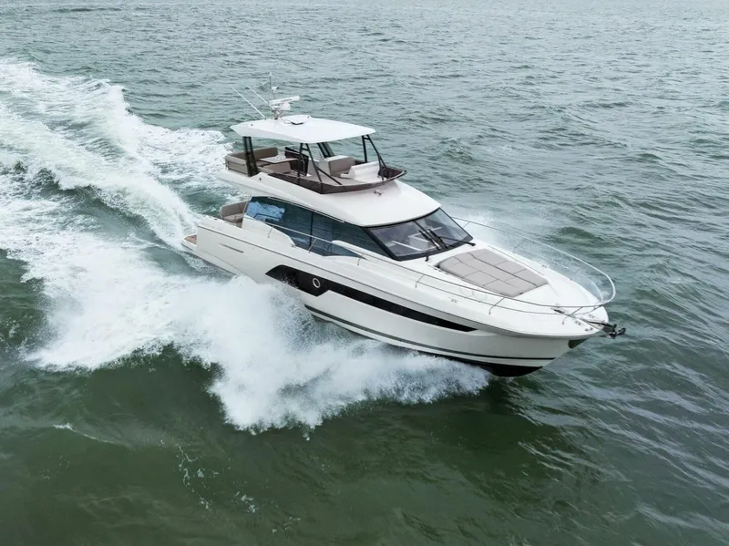 Slide: The Image of Prestige 520 2022 - 54