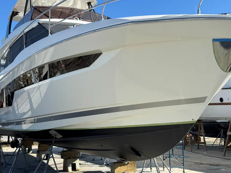 Slide: The Image of Prestige 520 2022 - 59