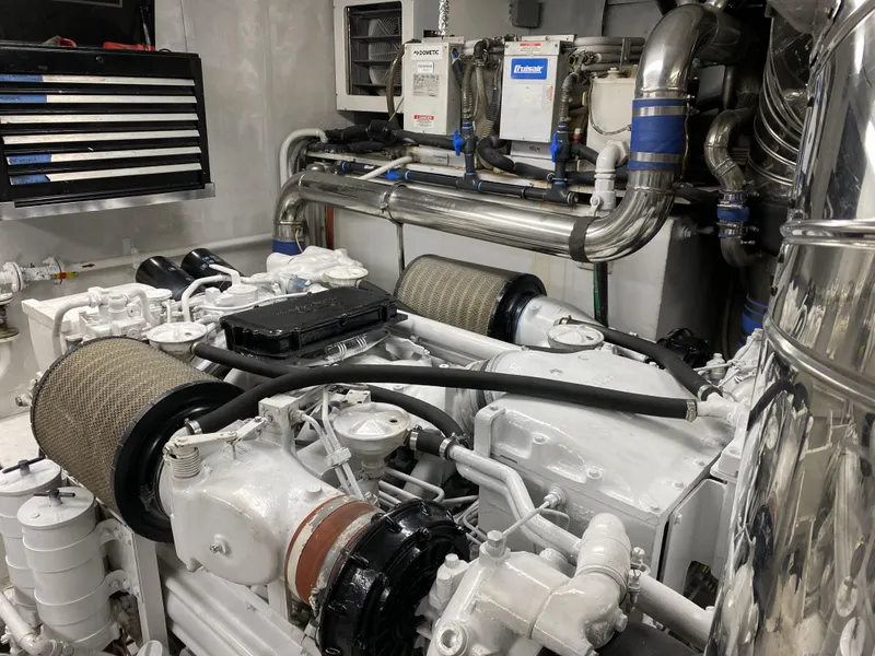 Slide: The Image of Azimut 85 Ultimate 1999 - 110