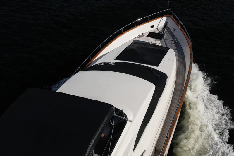 Slide: The Image of Azimut 85 Ultimate 1999 - 129