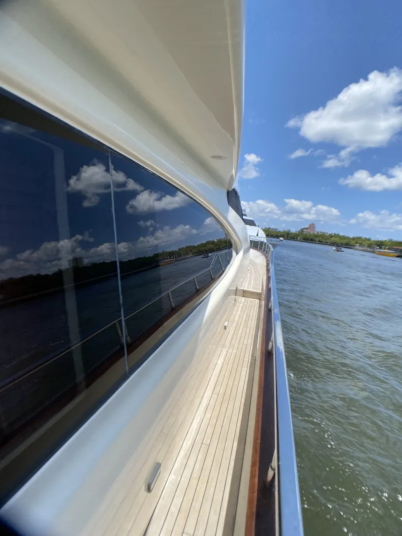 Slide: The Image of Azimut 85 Ultimate 1999 - 79