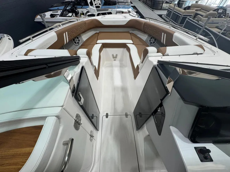 Slide: The Image of Regal LS9 2025 - 10