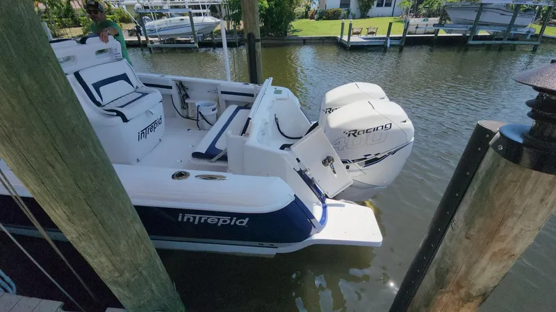 Slide: The Image of Intrepid 327 Center Console 2015 - 50