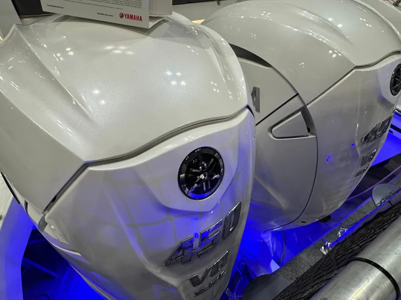 Slide: The Image of Twin Yamaha 450 V8 outboard engines on Jeanneau Leader 10.5 WA Series 2, 2025 model. - 4