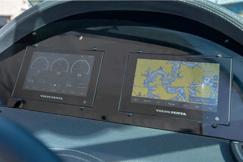 Slide: The Image of Dashboard of 2022 Regal 2800 Bowrider with Volvo Penta displays. - 21